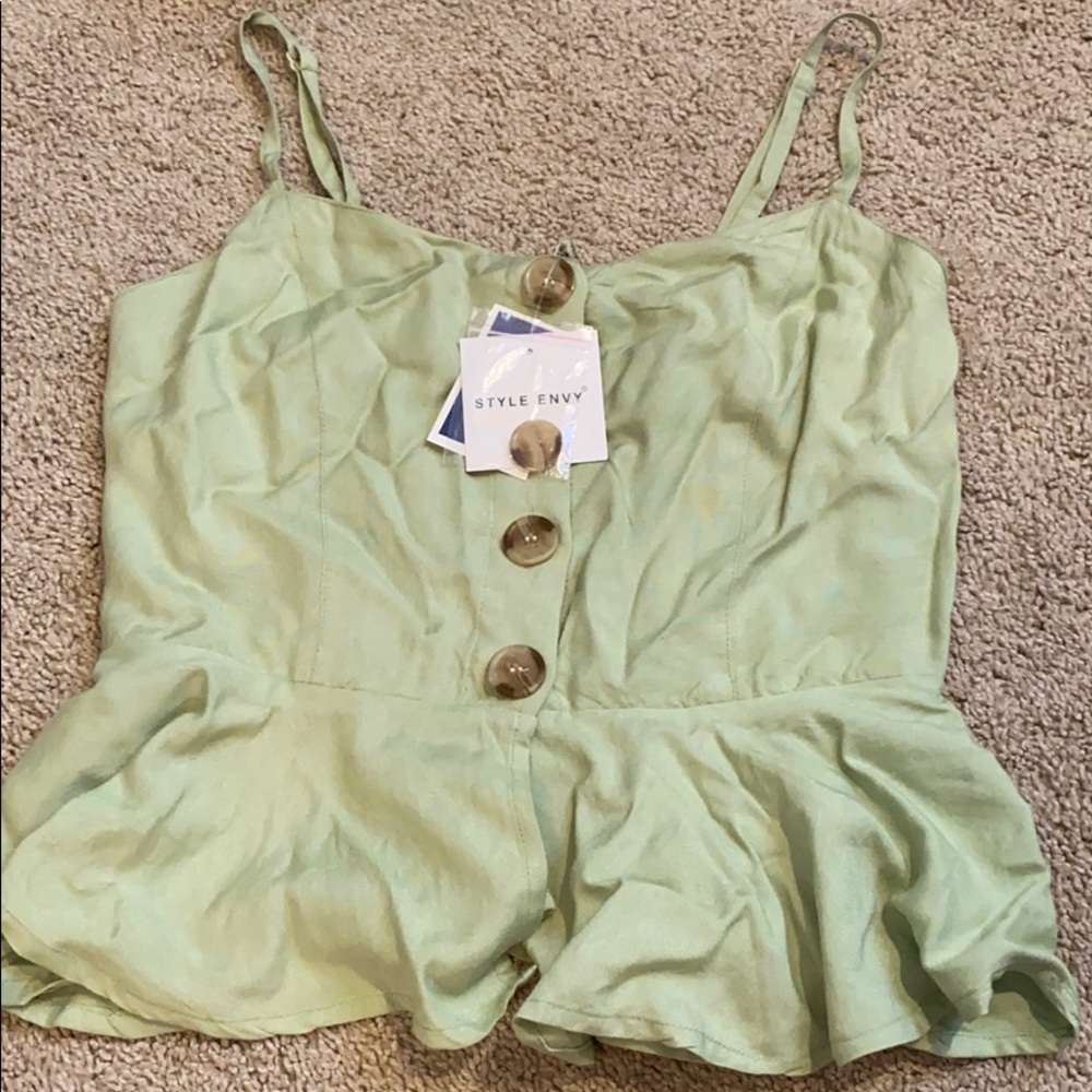 Style Envy green flowy tank